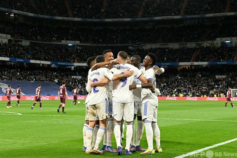 レアルがソシエダに大勝 PSG戦に弾み