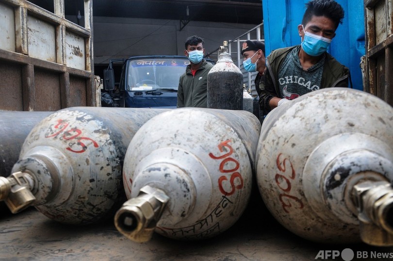 酸素供給切れで患者5人死亡、コロナ急増のネパール