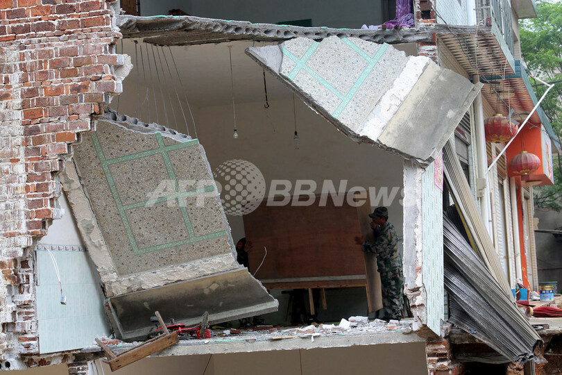 中国中部で暴風雨、死者33人