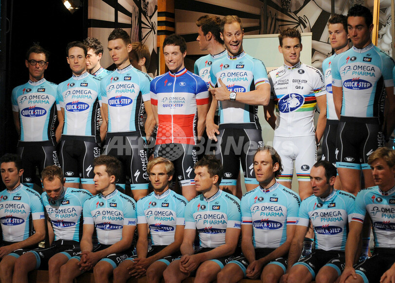 クイックステップが新体制発表会見