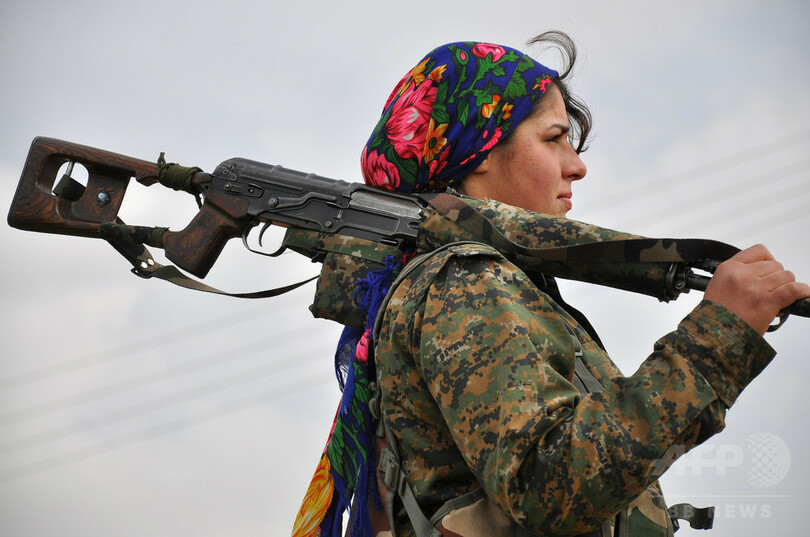 戦場の姉妹たち 対is戦の最前線に立つクルド人女性 写真8枚 国際ニュース Afpbb News 戦場の姉妹たち 対is戦の最前線に立つクルド人女性 写真8枚 国際ニュース Afpbb News