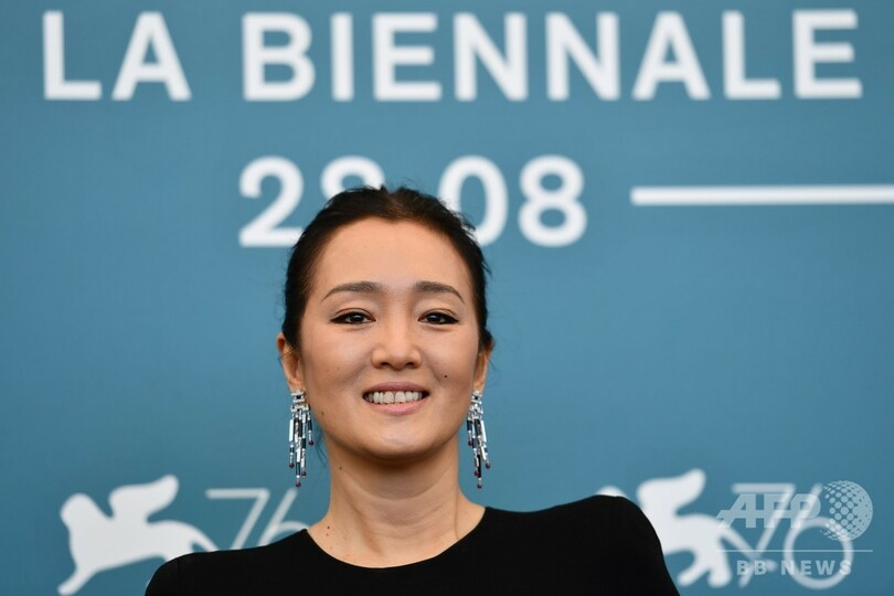 オダギリジョーら、映画『サタデー・フィクション』のフォトコール参加 ベネチア映画祭