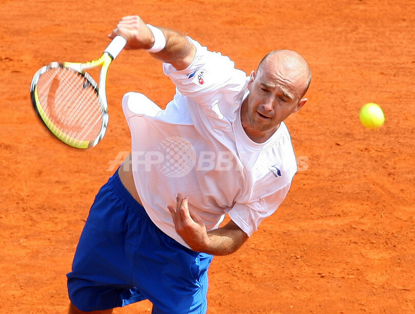 ジョコビッチ ストレートでリュビチッチ下し3回戦へ