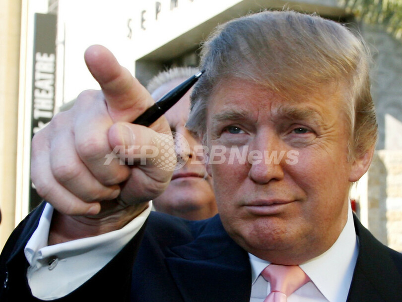 スターの殿堂にドナルド・トランプ氏の名が刻まれる - 米国