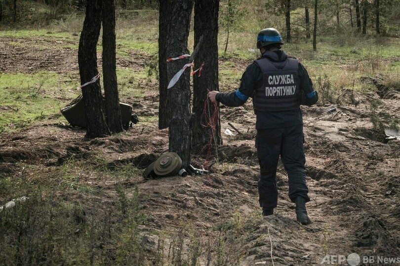 ウクライナ、ロシア軍の地雷を爆破処理 奪還の東部リマン付近で