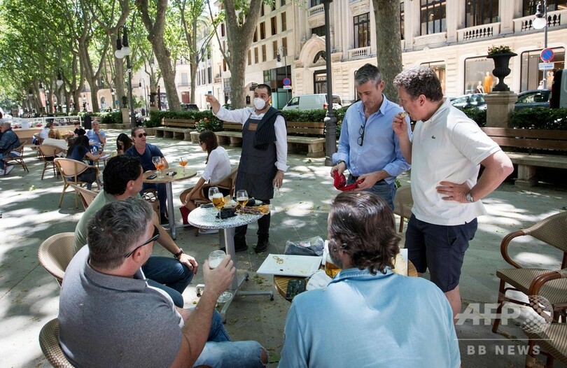 ロックダウン解除に「極度の警戒を」、WHOが各国に呼び掛け