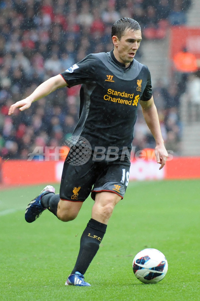 ウェストハム、リバプールからダウニングを獲得