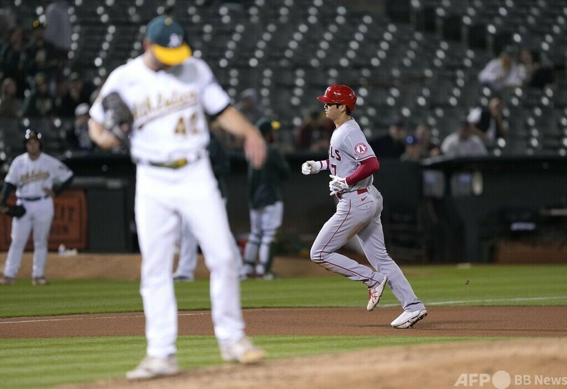 大谷が「2桁勝利と2桁本塁打」 104年ぶりの偉業達成