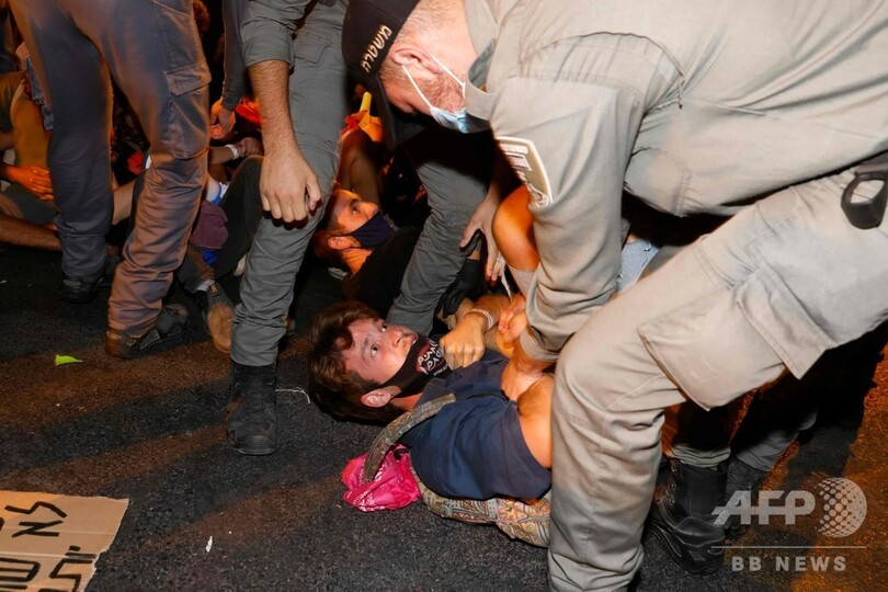 イスラエルで反政府デモ、ネタニヤフ首相の退陣要求 30人逮捕