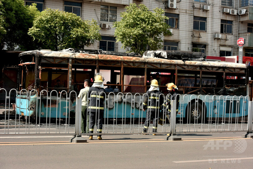 路線バスが炎上、1人死亡　江西省