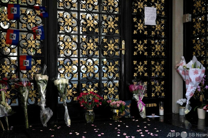 トランプ前大統領、元妻に最後の別れ