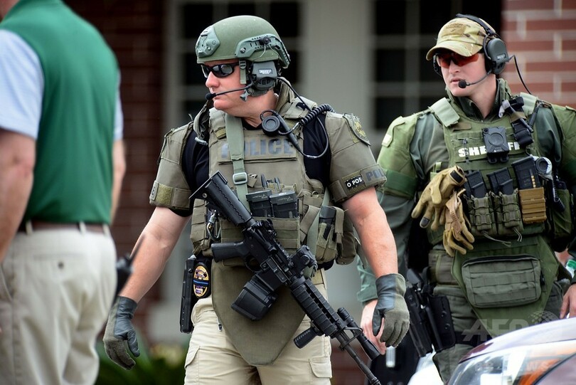 米高校で銃撃、生徒負傷 コロンバイン事件と同日、全国デモの中