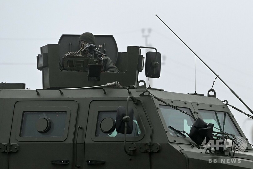 ウクライナ東部、政府と親ロ武装勢力が捕虜交換