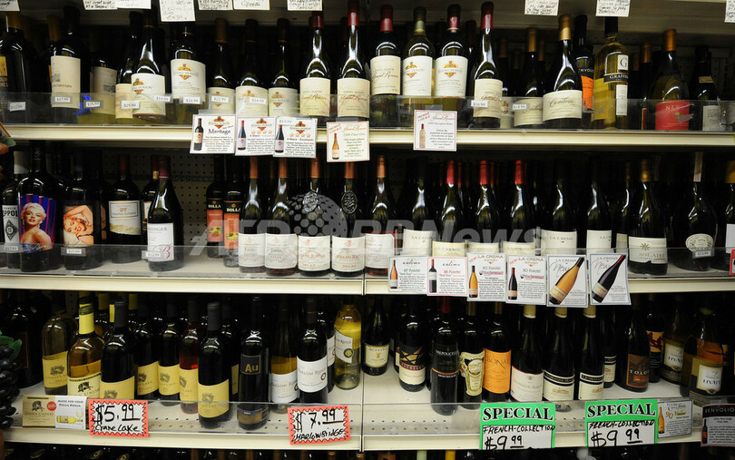 年配者は若者よりも飲酒量が多い、アルコール依存症患者で実証