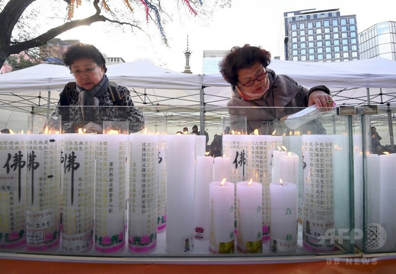 地震で延期の韓国大学入試実施、余震に備えバス200台待機