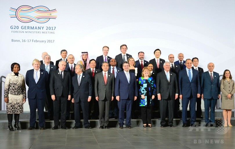 米国務長官、日韓への核抑止提供を誓約 北のミサイル実験受け