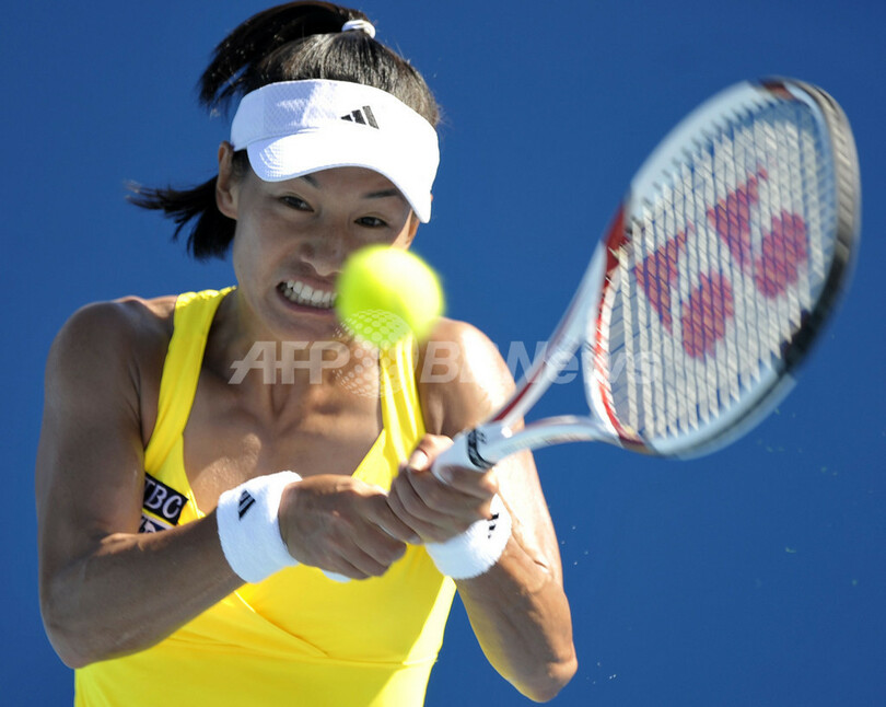 クルム伊達 1回戦でカネピに敗れる、全豪オープン