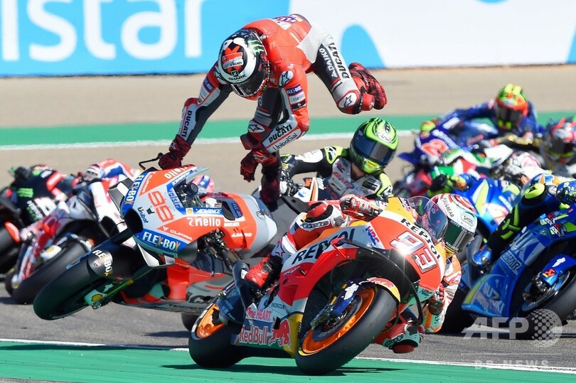 マルケス、アラゴンGP優勝で総合リード拡大 ロレンソはクラッシュ