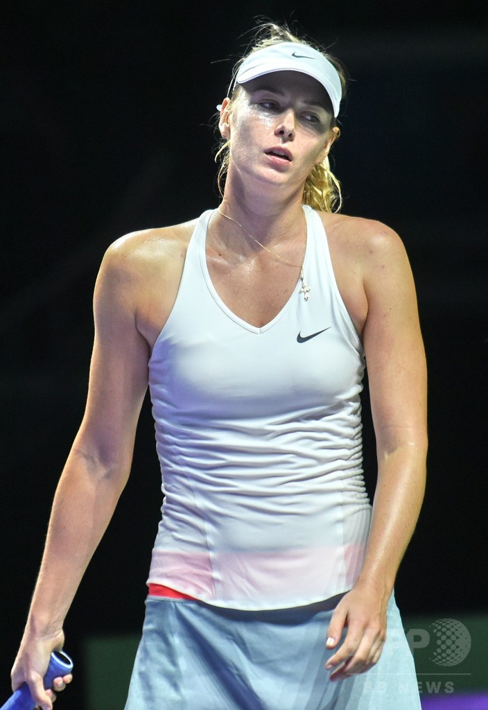 シャラポワ勝利もラドワンスカが4強入り、WTAツアー選手権