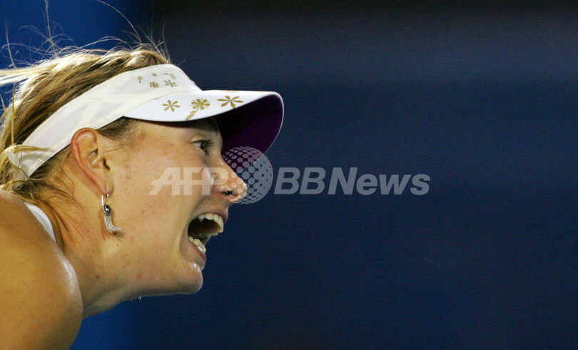 シャラポワ ヤンコビッチを降し2年連続全豪決勝進出