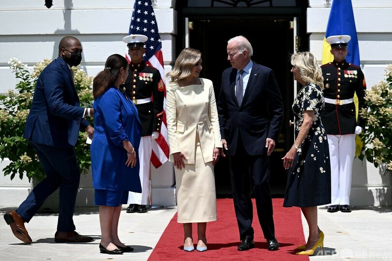 ウクライナ大統領夫人、ホワイトハウス訪問 バイデン夫妻が歓待