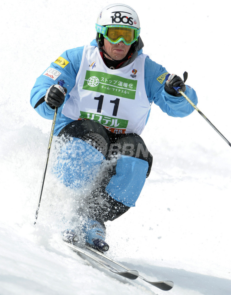 ディネンが男子モーグルで優勝 西は4位に、フリースタイルスキー世界選手権