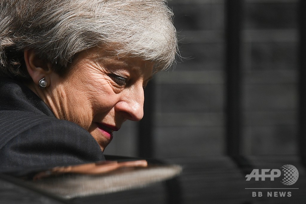 英政府、EU離脱めぐる重要採決を延期へ 英政府、EU離脱めぐる重要採決を延期へ