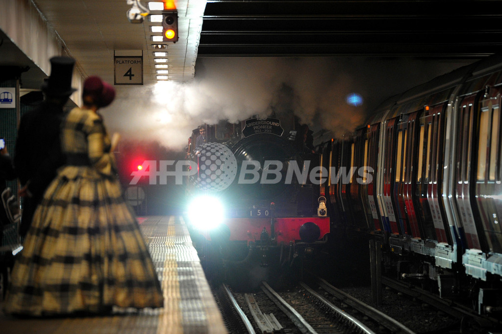 ロンドン地下鉄開業150年 蒸気機関車が復活 写真10枚 国際ニュース Afpbb News