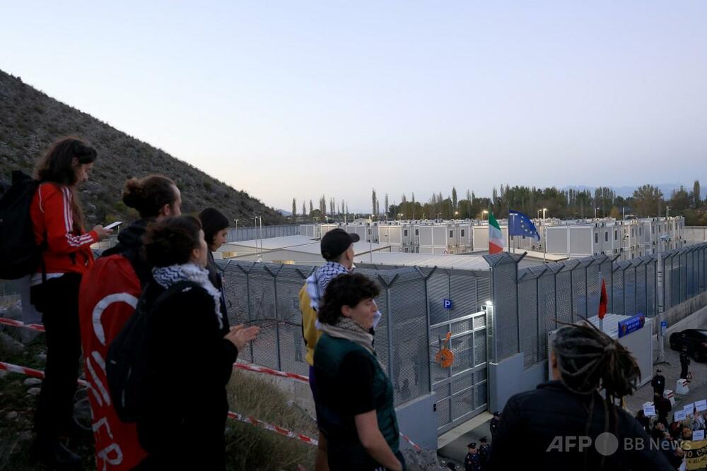 域外に不法移民「送還拠点」、EU議会が可決