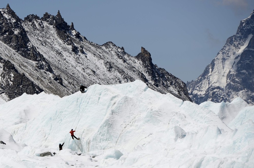 豪登山家、世界7大陸最高峰制覇 史上最短の117日で達成 写真1枚 国際ニュース：AFPBB News