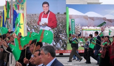 トルクメニスタン、「エッフェル塔のようなモニュメント」建設計画を発表