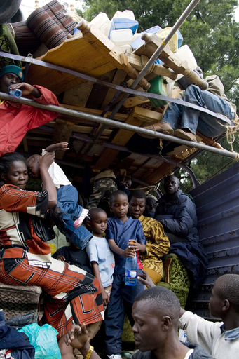 ケニアの与野党、国連の仲介で紛争解決の行程表に合意
