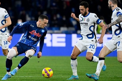 インテルはナポリとドロー ミランに首位浮上のチャンス