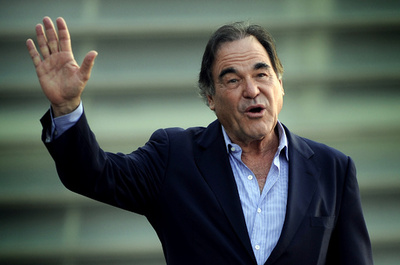 スノーデン伝記映画、自主規制で「死に体」 O・ストーン監督