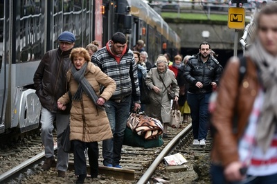 ベルギー、新たにテロ容疑者3人を拘束