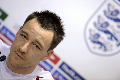 テリー 監督解任の要因は選手の反抗