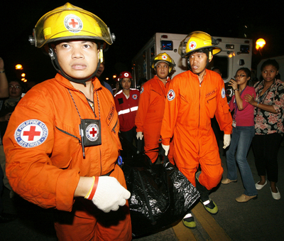 フィリピン下院爆破事件、議員含む2人死亡