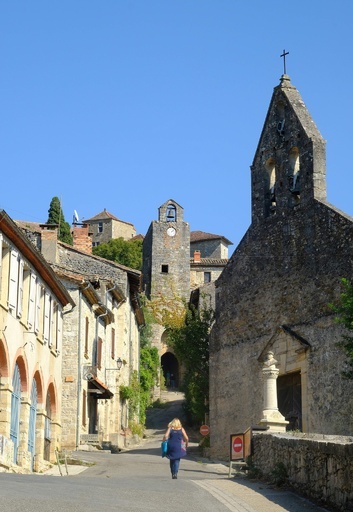 ちょこっと旅気分、中世のたたずまい残るフランスの村