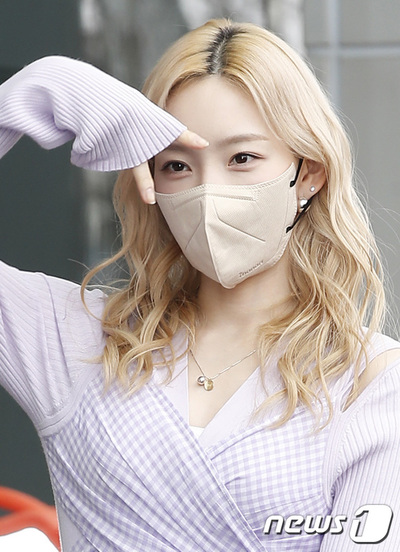 [★フォト] 少女時代 テヨン、バービー人形のような美貌 – KOREA WAVE