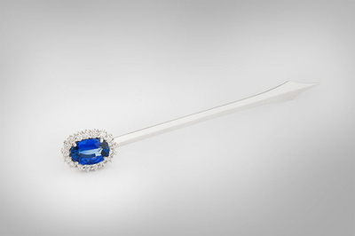 ケイトさんにスリランカ政府からサファイアの贈り物