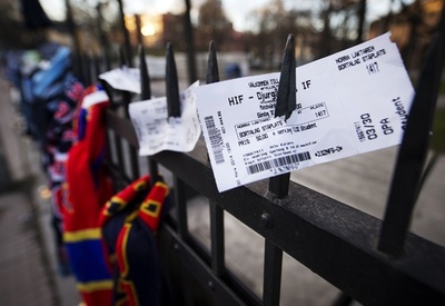 スウェーデンのサッカーファン死亡事件で男が出頭