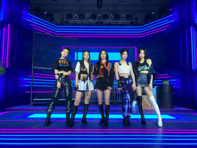 ITZY、9日に初のファンミーティングを開催…「#Twenty」ステージを初公開 – KOREA WAVE