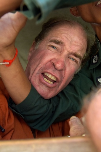 カンボジア、野党取材の豪映画監督にスパイ罪で禁錮6年