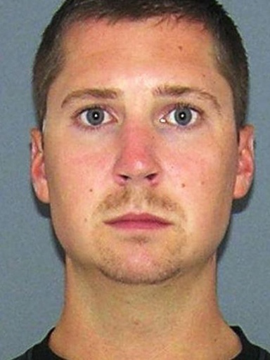 交通違反取り締まりで黒人を射殺、警官を殺人罪で起訴 米オハイオ