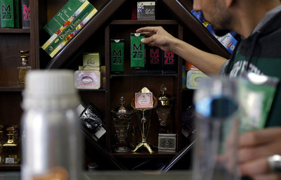 新発売の香水はロケット弾の香り？ガザ