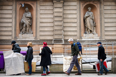 世界最大規模、夏季展覧会に向け選考作業始まる 英国