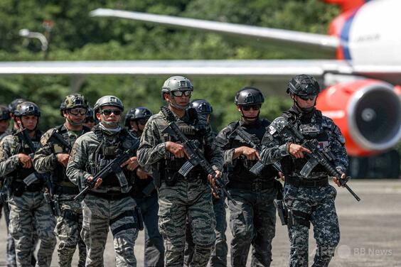 緊張関係修復の米国とパナマ、運河防衛で共同訓練