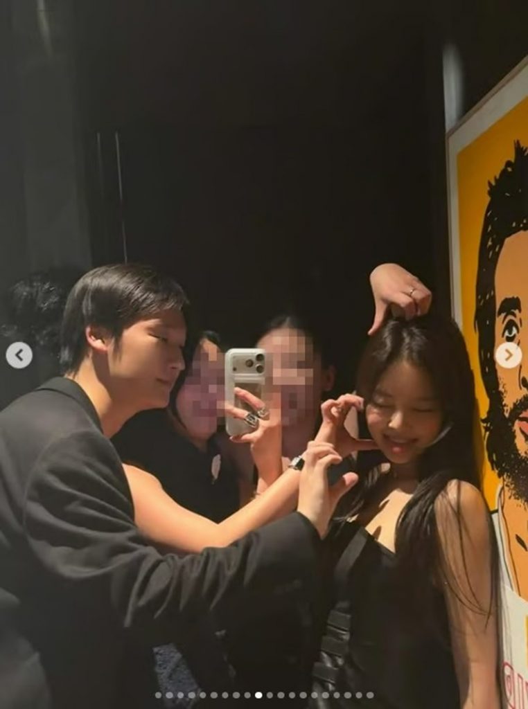 JENNIE SNS (c)STARNEWS