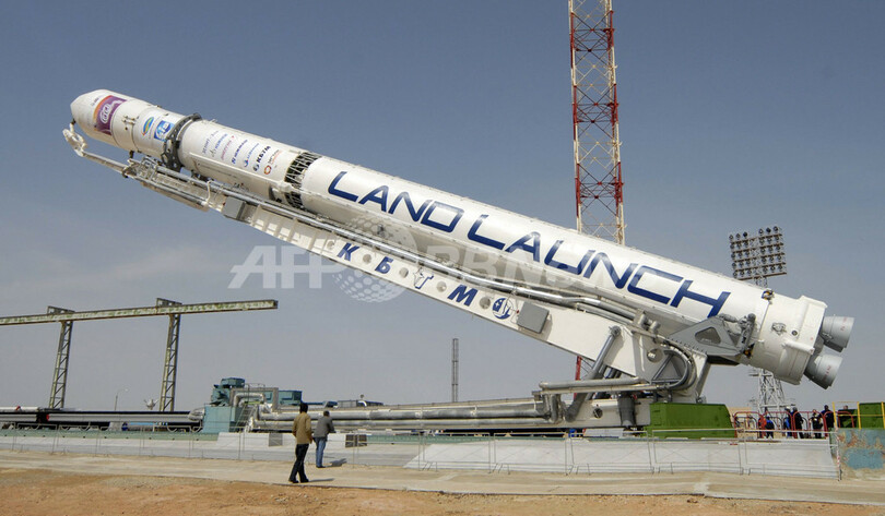 イスラエルの通信衛星「AMOS-3」搭載ロケット、バイコヌールの発射台に設置