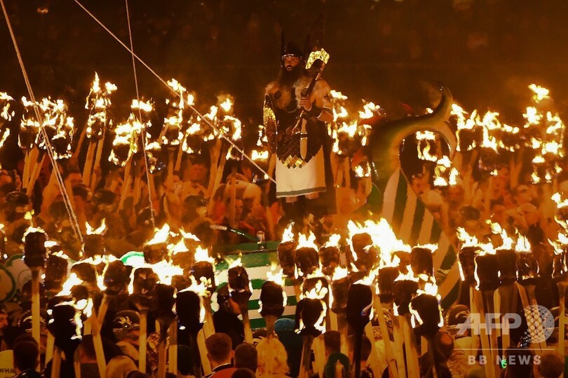 北欧バイキングたたえる火祭り 英シェトランド諸島 写真枚 国際ニュース Afpbb News